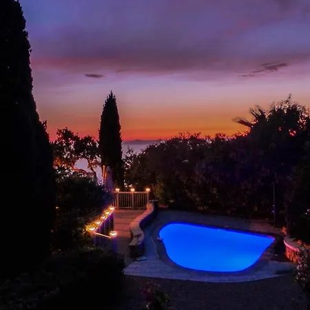 Ferienhaus Awesome In Le Rayol-Canadel-sur-Mer