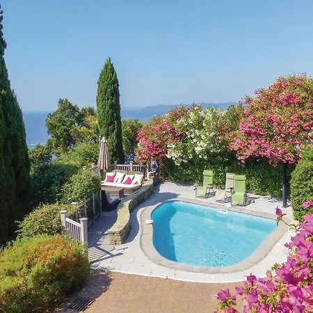 Awesome In Tatil Evi *