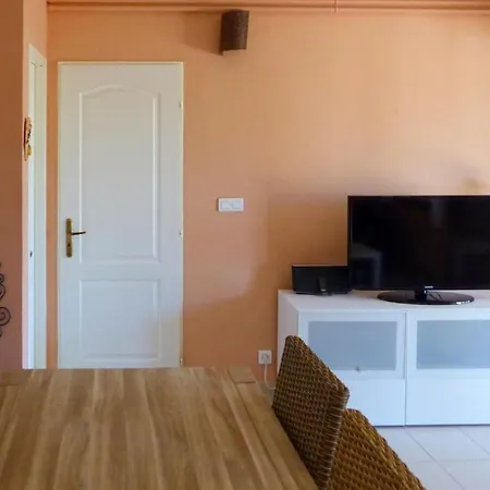 Holiday home Cozy In With Wifi *